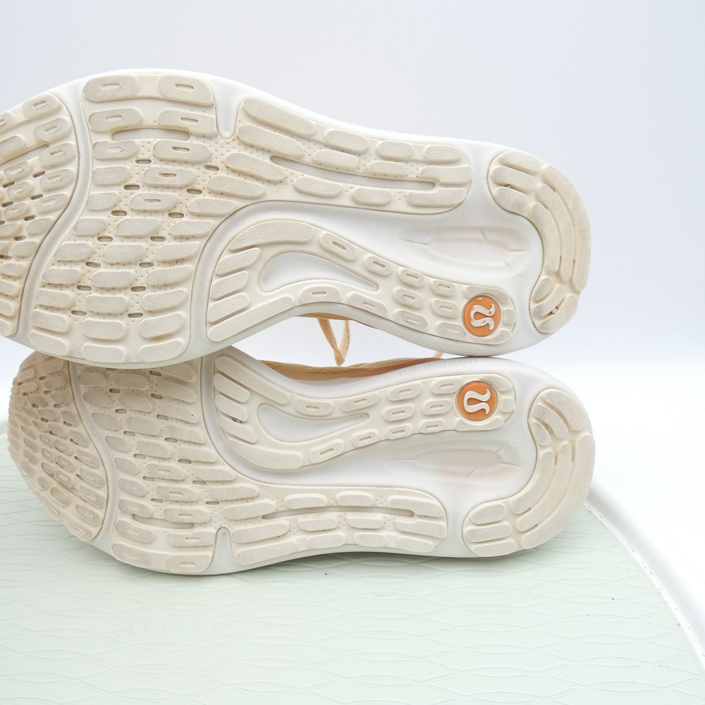 Lululemon Beyondfeel Running Shoes Haye Light Ivory Peach LW9FGCS Womens 8.5 - Picture 7 of 9